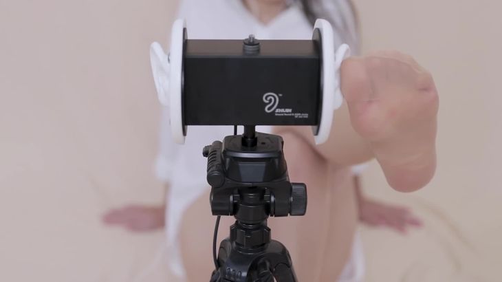 Mimi ASMR在线播放:轻语化妆角色扮演助眠视频
