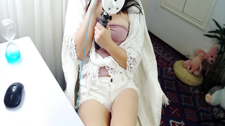 小狸姑娘ASMR视频在线播放:专注助眠与耳骚体验