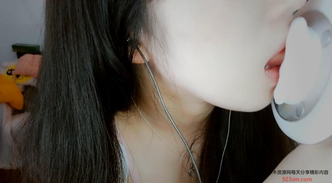 绮夏ASMR舔耳吞噬