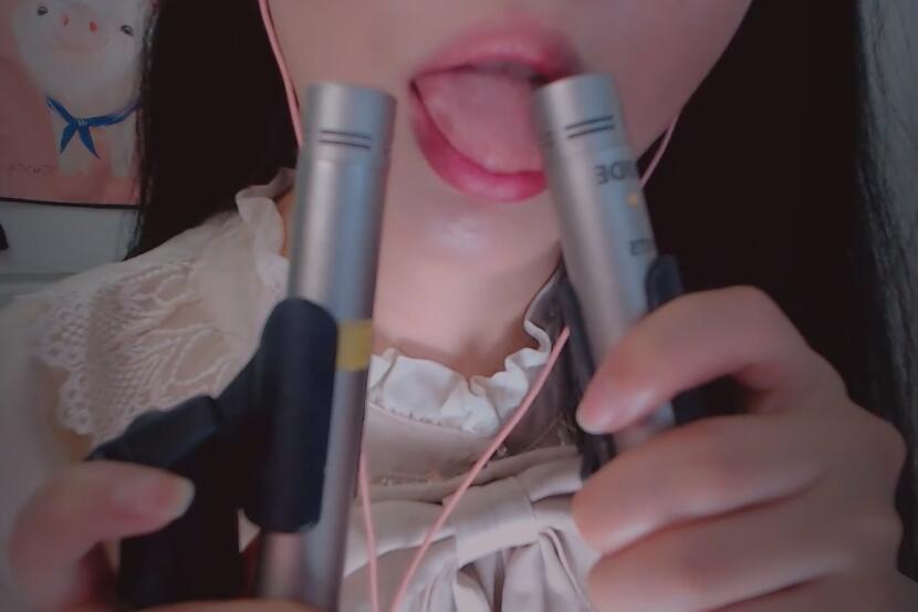 芝麻对辣  贴脸舔奶油 吸溜吸溜舔屏亲亲 舔麦