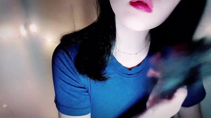 RyuA阿玉ASMR发刷视频在线播放：轻柔头发梳理声音助眠放松