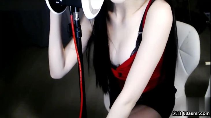 婉儿别闹ASMR助眠视频在线播放:火箭开箱与虚拟互动沉浸体验