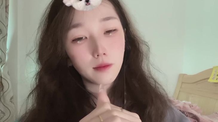 六六ASMR助眠视频在线播放:轻柔耳语与指甲敲击触发音