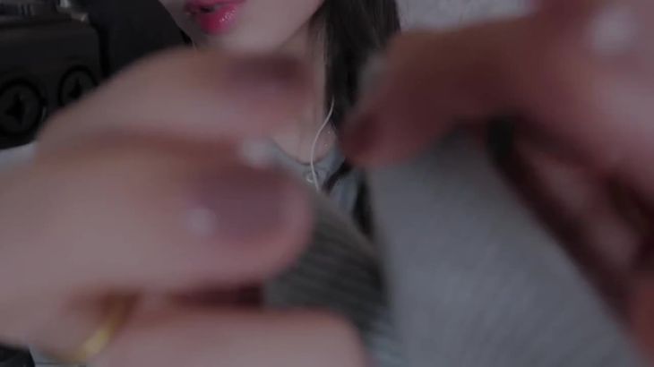 Yoonying沉浸式ASMR视频在线播放:耳部护理与场景化放松体验