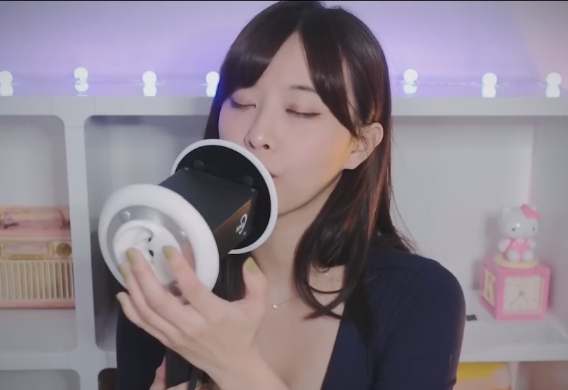 mimo ASMR l Lip Tingle Sounds (입소리 팅글 3DIO l 辛いバージョン3DIO )