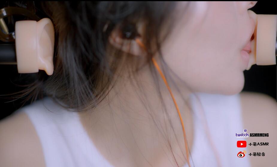 小萌ASMR 白衣舔耳